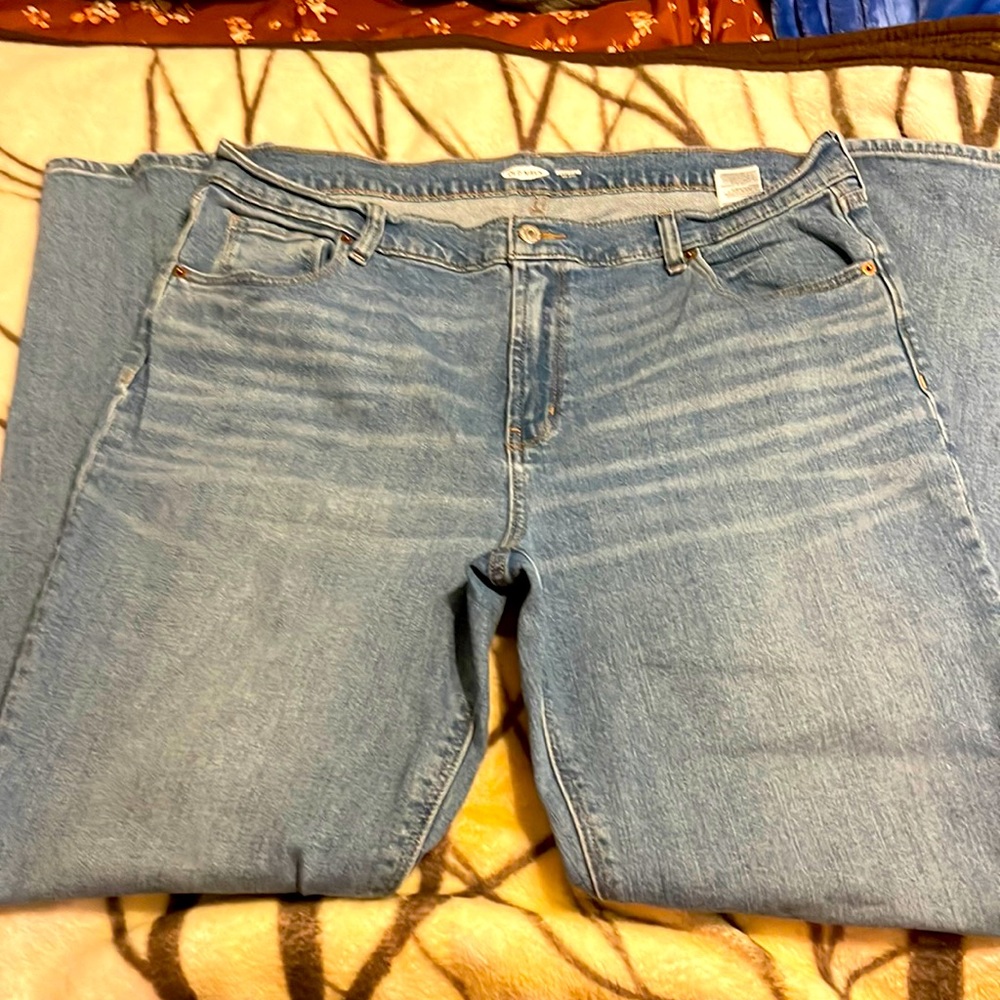 Size 14 Tall Old Navy a jeans. EUC